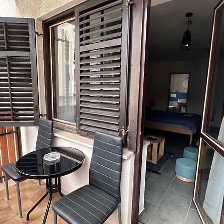 Old Square House - Hisa Na Starem Trgu Apartment Tolmin Bagian luar foto